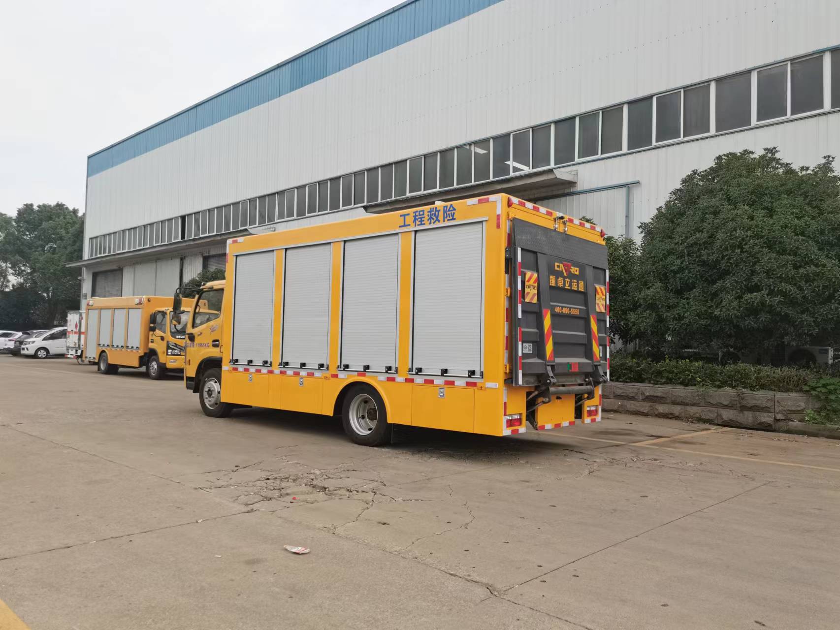 東風多利卡D7  2000方排水車（便攜）