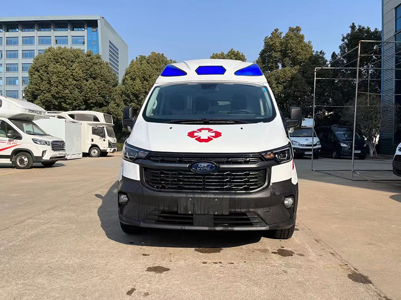 2023款福特V362救護車